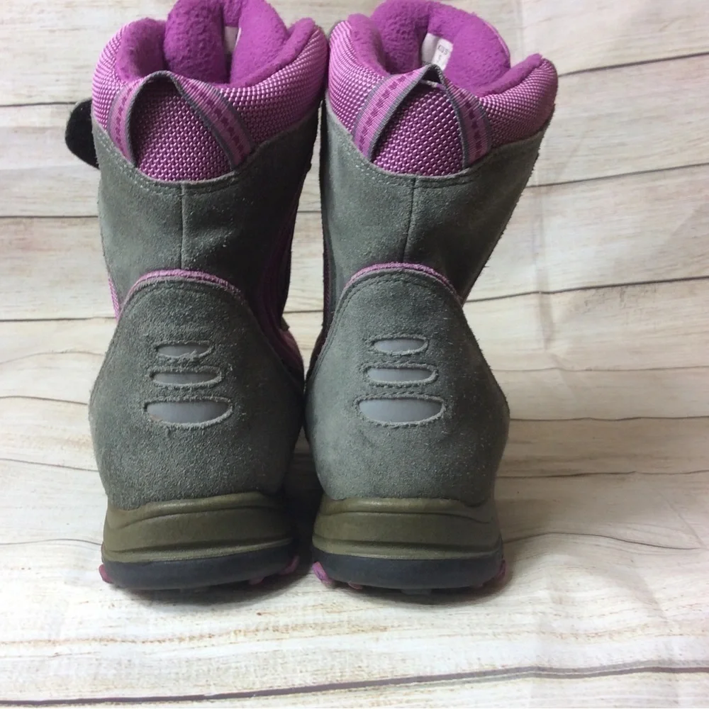 L.L. Bean, pink/gray suede leather snow boots. Kid size 5.